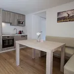 아파트호텔 Alpine 4*