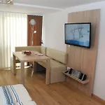 Alpine 4*