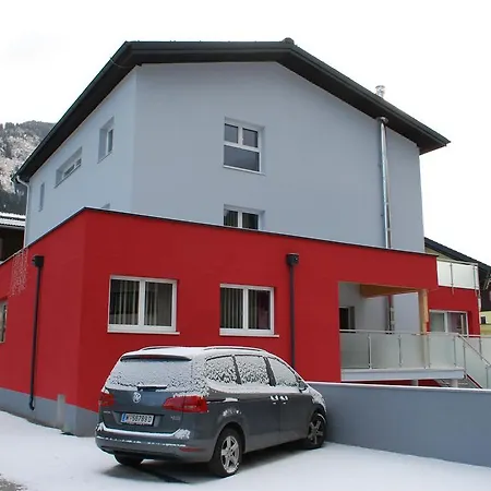 Alpine Aparthotel 3*